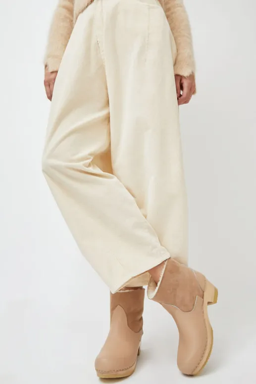 No.6 Store 5" Pull on Shearling Clog Boot on Mid Heel in Fawn