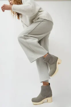 No.6 Store 5" Pull On Shearling Clog Boot on Mid Tread in Smoke Suede on White Base