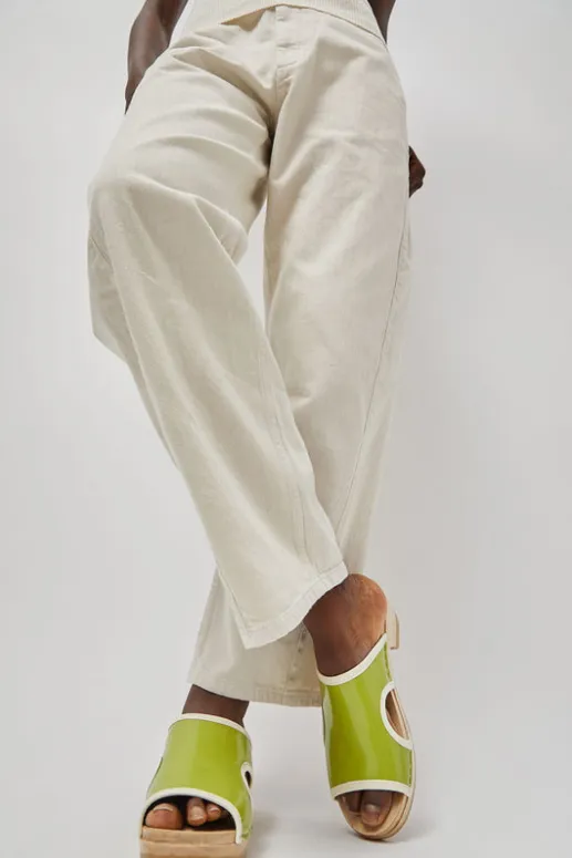 No.6 Store Alexis Clog on Mid Heel in Apple Patent