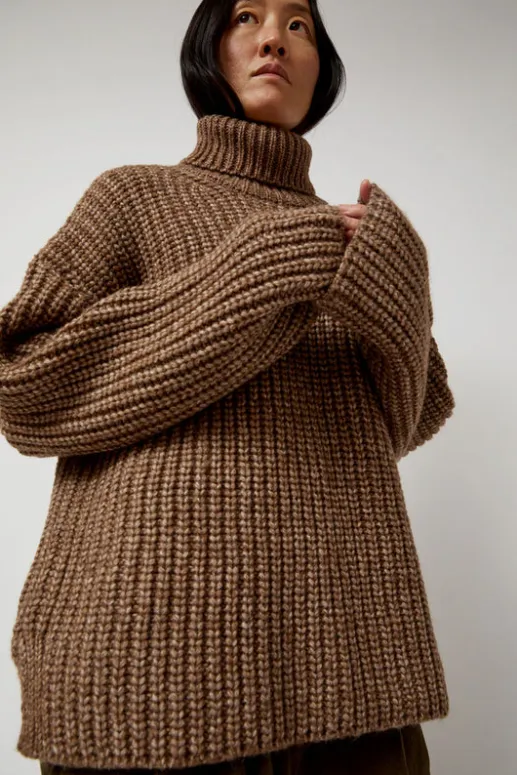 No.6 Store Alpaca Rib Turtleneck in Brown