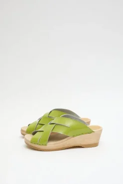No.6 Store Basket Clog on Mid Wedge in Apple Patent