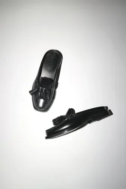 No.6 Store Cairel in Black
