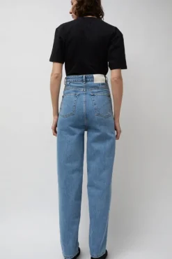 No.6 Store Carrot Leg Trousers in Classic Denim Blue