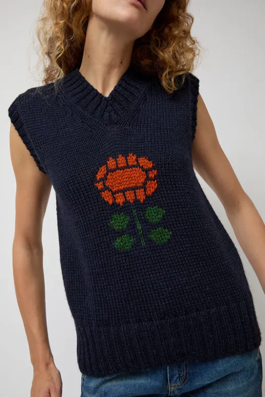 No.6 Store Close to the Flower Vest in Navy
