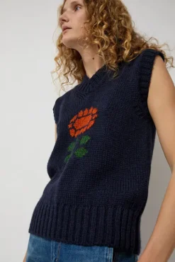 No.6 Store Close to the Flower Vest in Navy