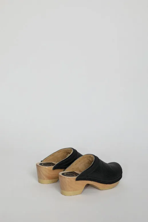 No.6 Store Dakota Shearling Clog on Mid Heel in Ink Aviator