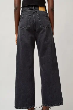 No.6 Store Elissa High Wide Jean in Stil Black