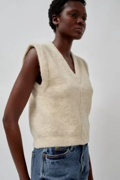 No.6 Store Fleece Vest in Ecru