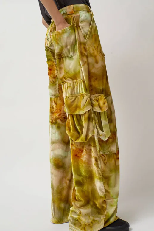 No.6 Store Lawn Cargo Pant in Sage Molten Floral