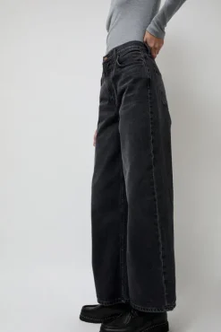 No.6 Store Leroy Jean in Stil Black