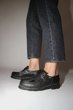 No.6 Store Nyons Shoe in Lisse Noir Poils Noir