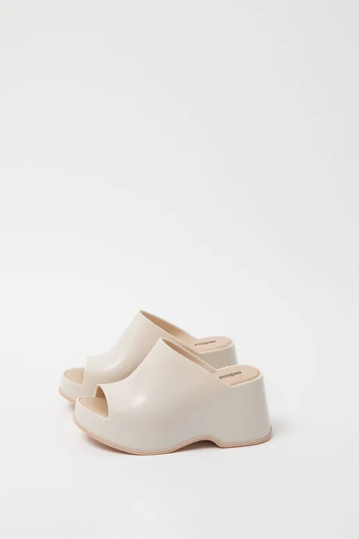 No.6 Store Patty in Beige