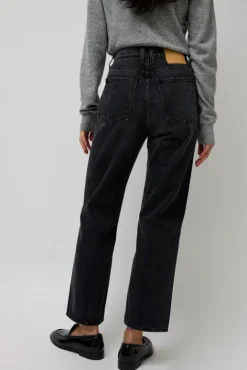 No.6 Store Plein High Rise Straight Jean in Stil Black