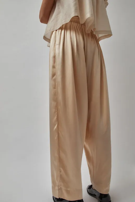 No.6 Store Raj Pleated Satin Pants in Creme