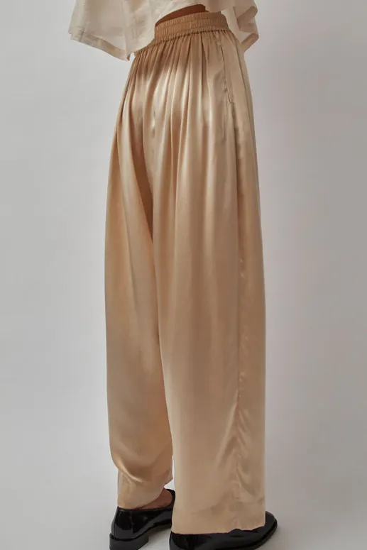 No.6 Store Raj Pleated Satin Pants in Creme