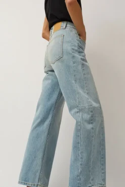 No.6 Store Slim Lasso Jean in Super Light Vintage