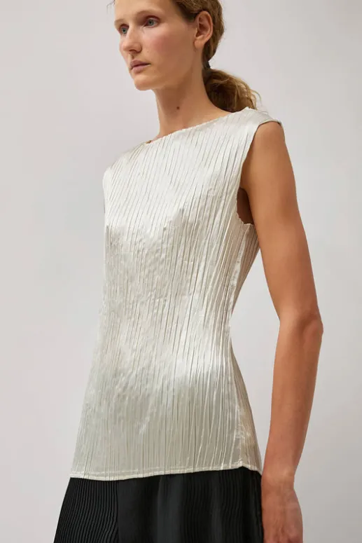 No.6 Store Space Tank in Ivory