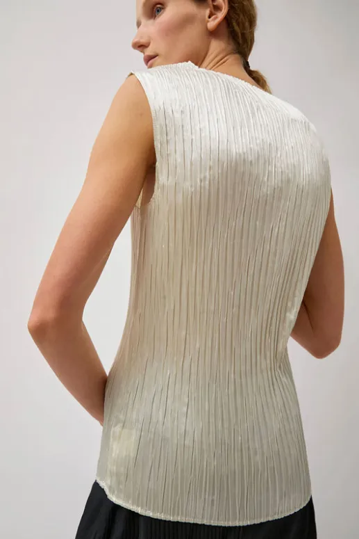 No.6 Store Space Tank in Ivory