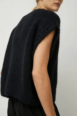 No.6 Store Yume Vest in Black