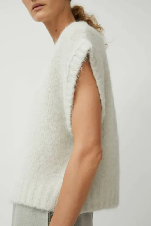 No.6 Store Yume Vest in Ice